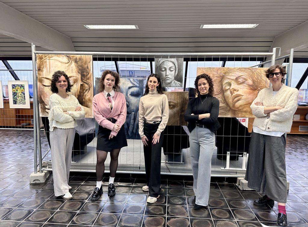 Installazione artistica Clerprem: arte in azienda per il cambiamento culturale